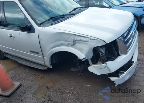 2008 Ford Expedition Xlt z USA, uszkodzony, nr VIN 1FMFU15518LA78950